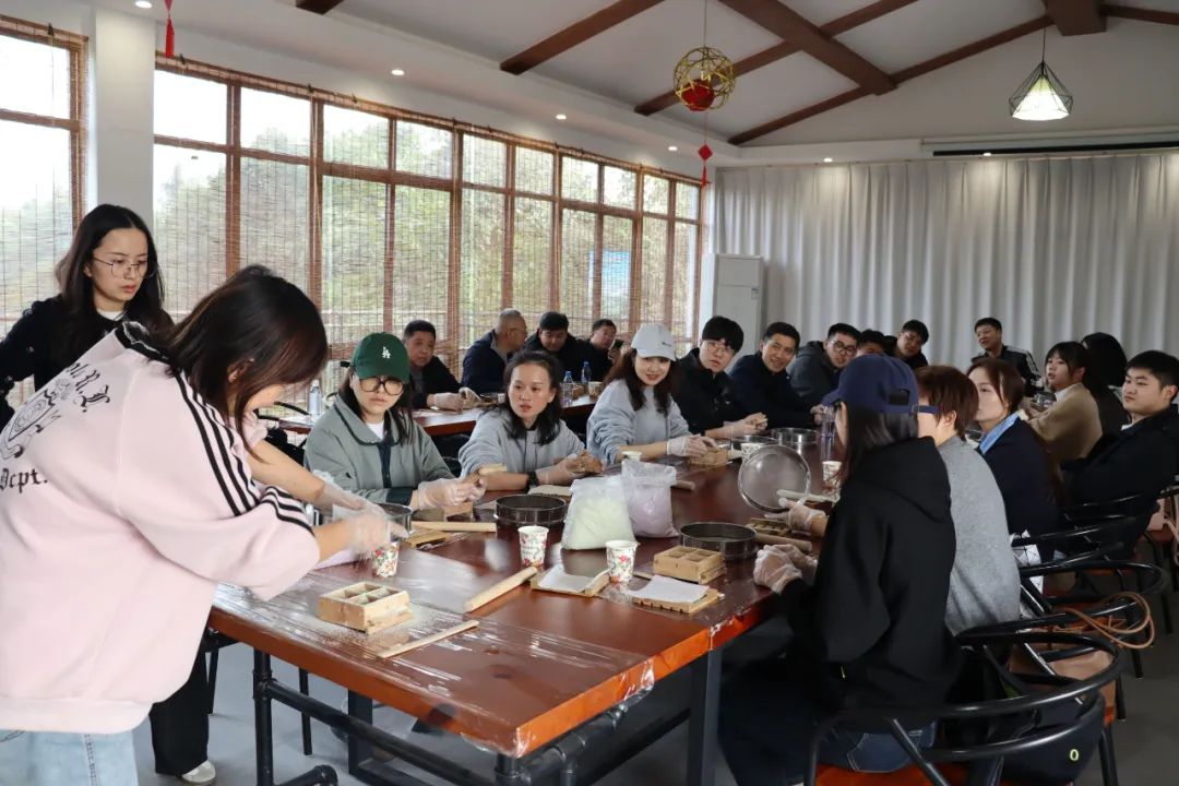 2024112501e.png 2024112501e.png